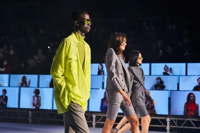 Look 13